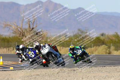 media/Dec-17-2023-CVMA (Sun) [[bf0c04832d]]/Race 7 Formula Lightweight Twins Shootout/